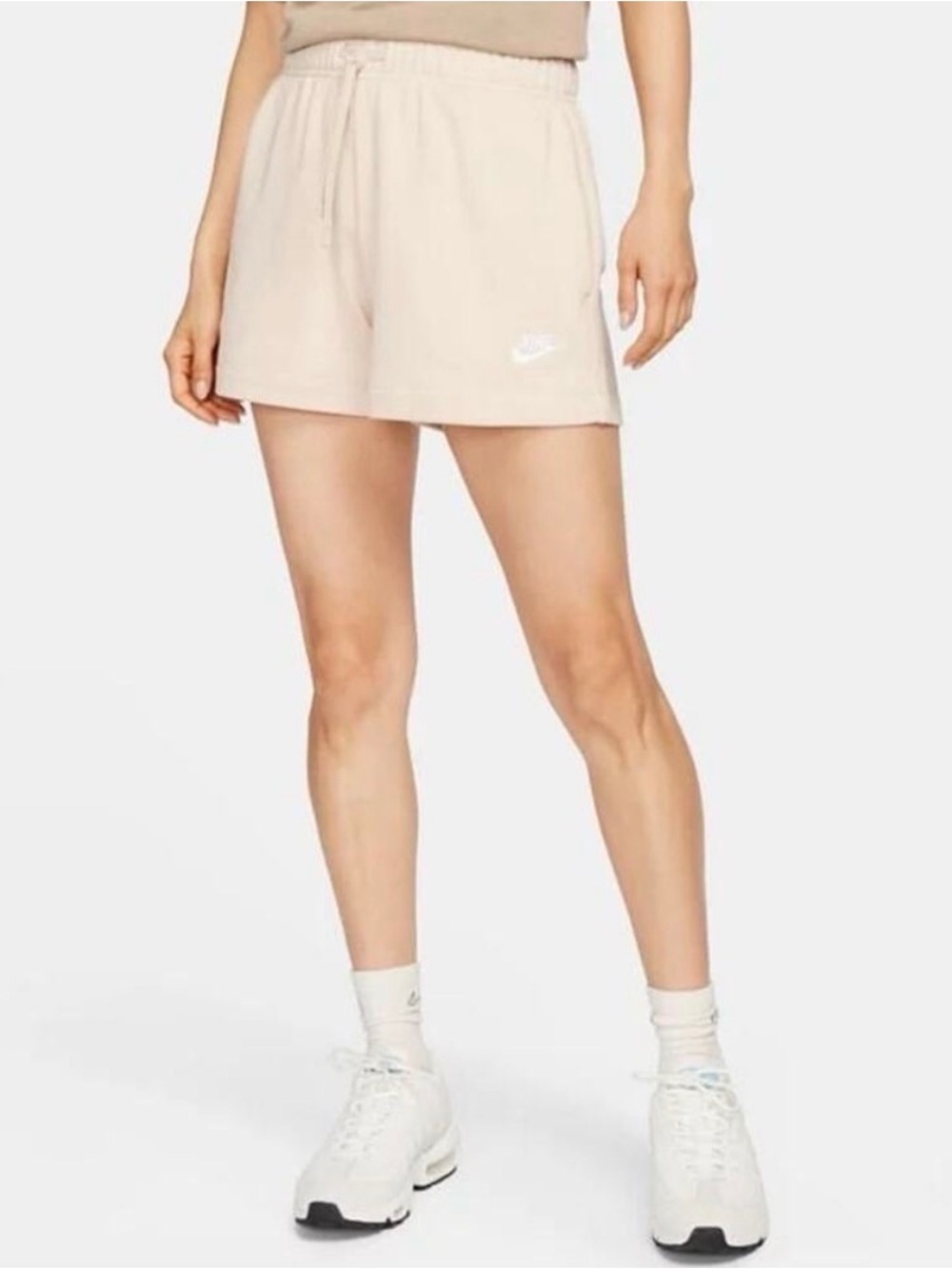 Nike Club Fleece Mid-Rise Shorts Beige Tan DQ5802-126 Women’s S